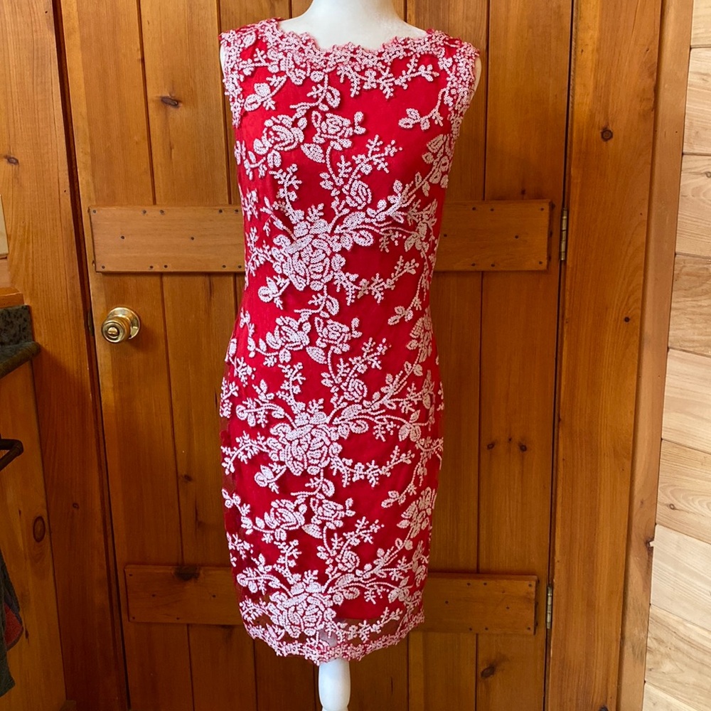 Gorgeous Tadashi shoji red dress with white sequins!